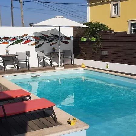 Alojamento de Acomodação e Pequeno-almoço Casa Coloridos