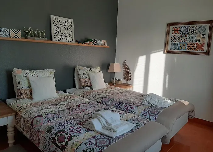 فندق مبيت وإفطار Casa Coloridos Óbidos